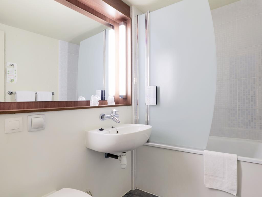 Campanile Saint-Malo ~ Saint-Jouan-Des-Guerets Hotell Eksteriør bilde